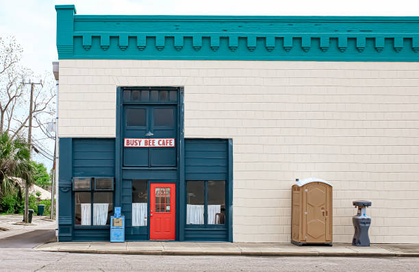 Best Affordable portable toilet rental  in Maroa, IL